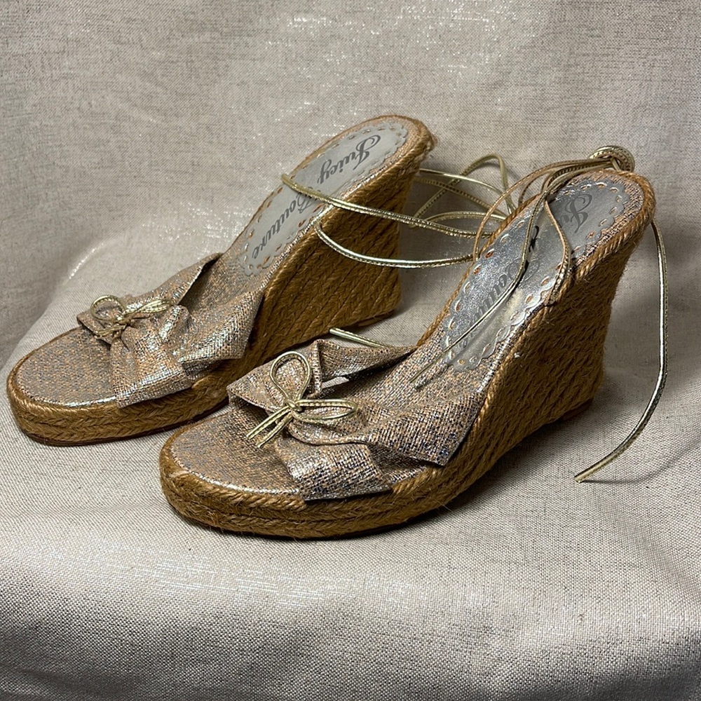JUICY COUTURE LINEN LACE-UP WEDGE
